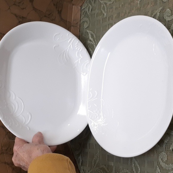 CORELLE VITRELLE " CHERISH " BOUTIQUE EMBOSSED OVAL 2 PC. PLATTER'S - Picture 1 of 7